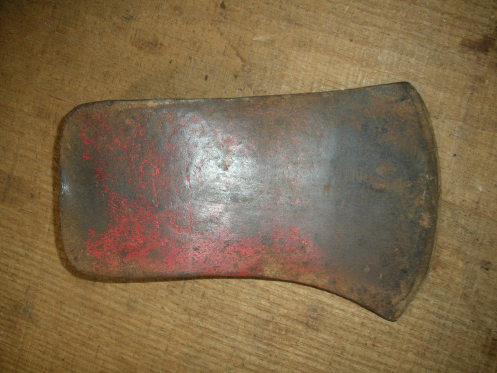 Vintage Single Bit Axe Head with Ribbed Eye / Good User
