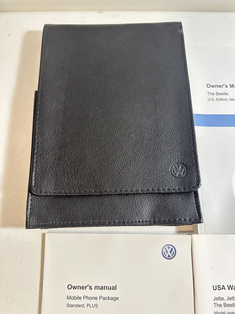 Volkswagen Beetle Owner's Manuals 2013