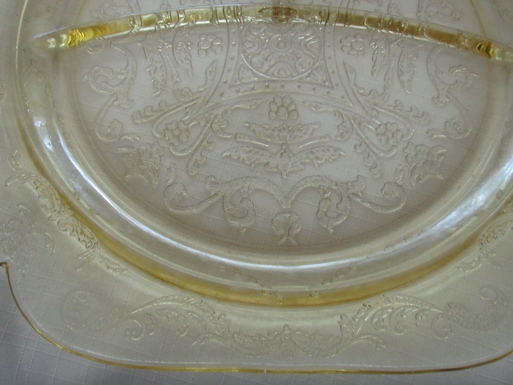 FEDERAL DEPRESSION MADRID GLASS DIVIDED PLATE- NICE