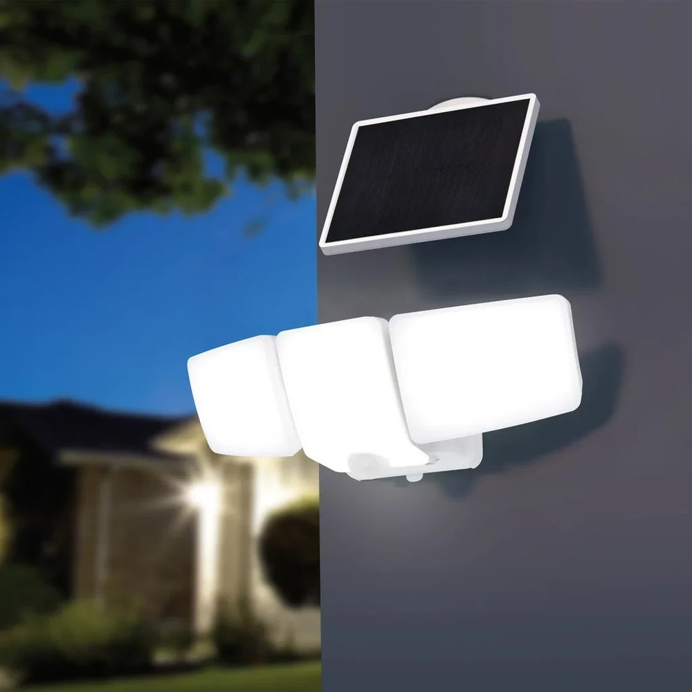 3-Pack Lutec Motion Activated Solar Security Light - Used in Great Condition