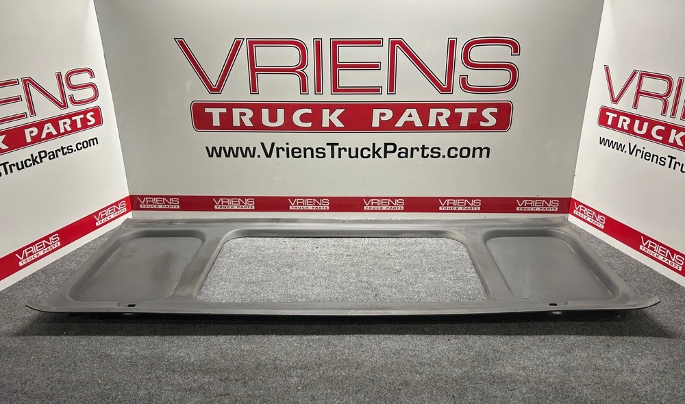 PETERBILT S60-1581-1611 TRIM-BACKWALL, UPR