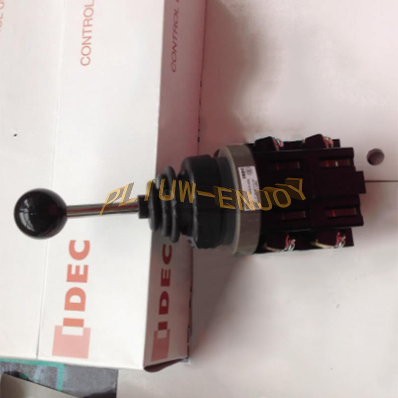 1PCS New IDEC ARN2-2020-20002000B  Rocker Switch