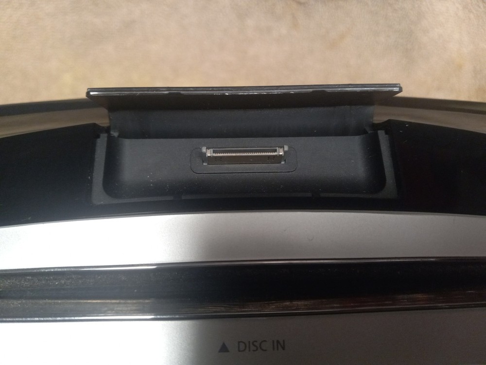 Samsung MM-D470D Micro System DVD CD FM Player ipod Dock *No remote control*