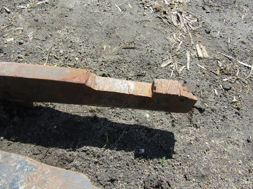 IH FARMALL TRACTOR FAST HITCH ARMS