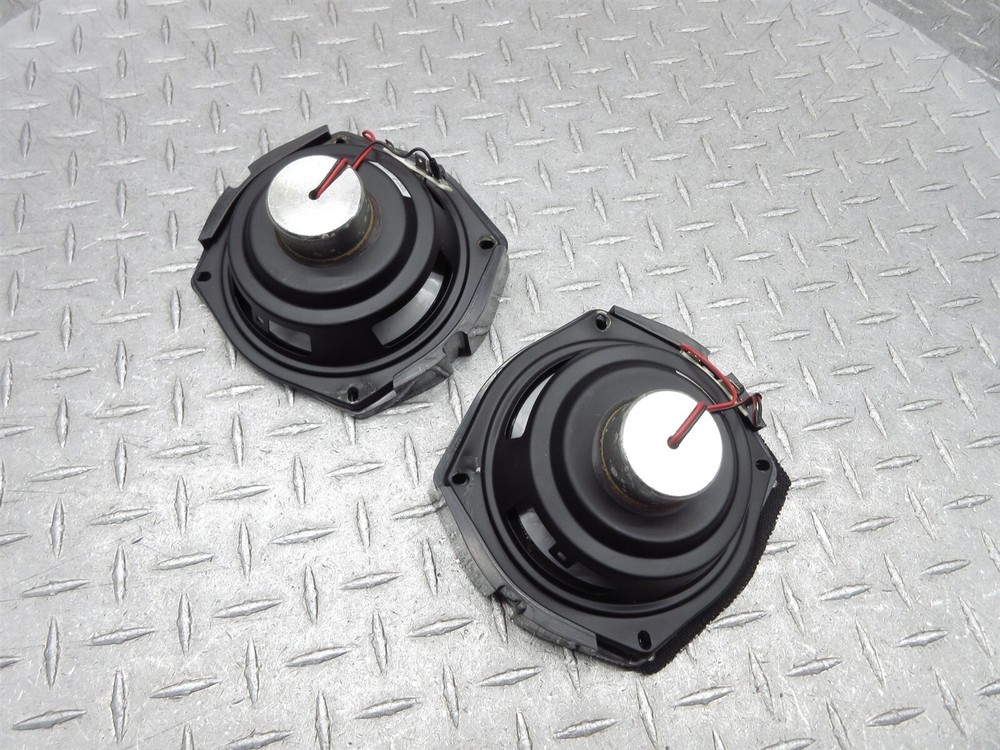 2009 Harley Electra Glide FLHTC Speaker Left Right Side Audio Housing Assembly