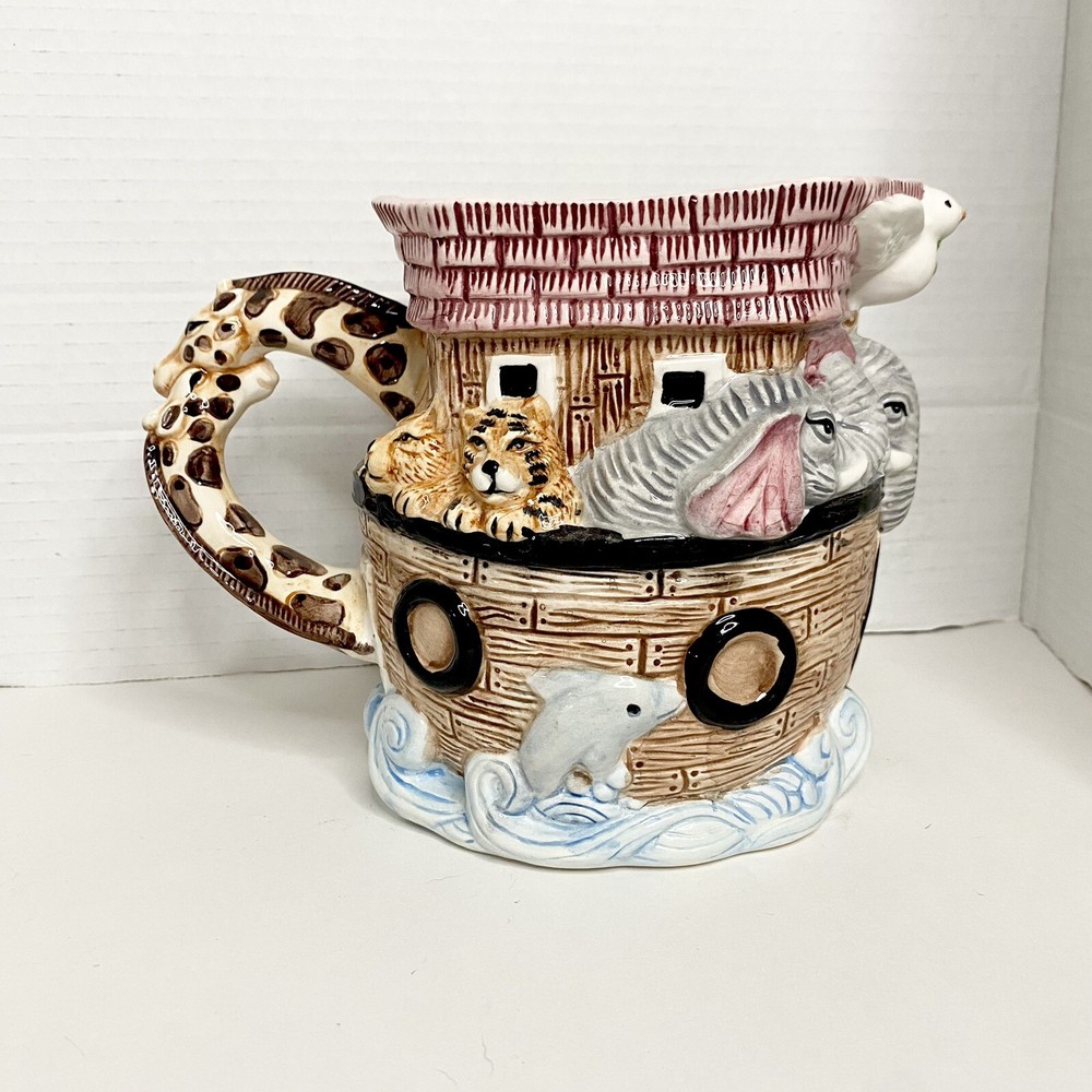 Noah’s Arc Ceramic Glossy Planter With Giraffe Handle 6.5” RARE