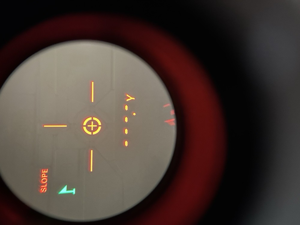 Fast Deer Rangefinder with Case