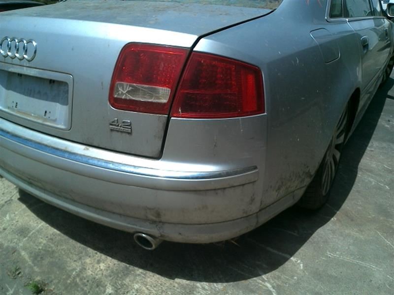 2003 - 2004 Audi A8 - Radio Receiver Module - 4E0035541