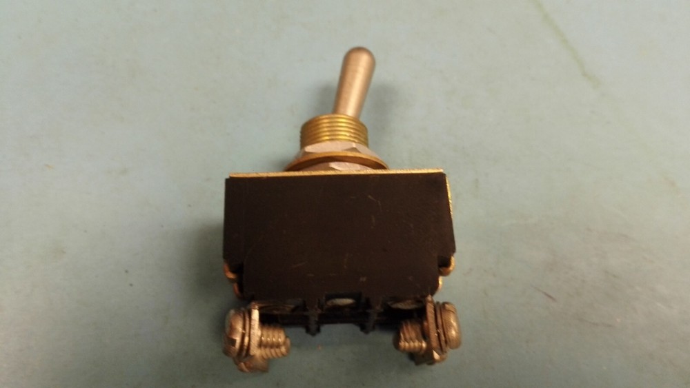 MS35059-29 Toggle Switch DPST (Momentary)Off, On position