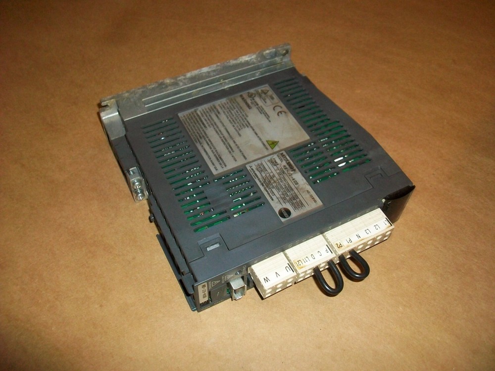 MITSUBISHI MR-J3-40B AC SERVO DRIVE 400W USED