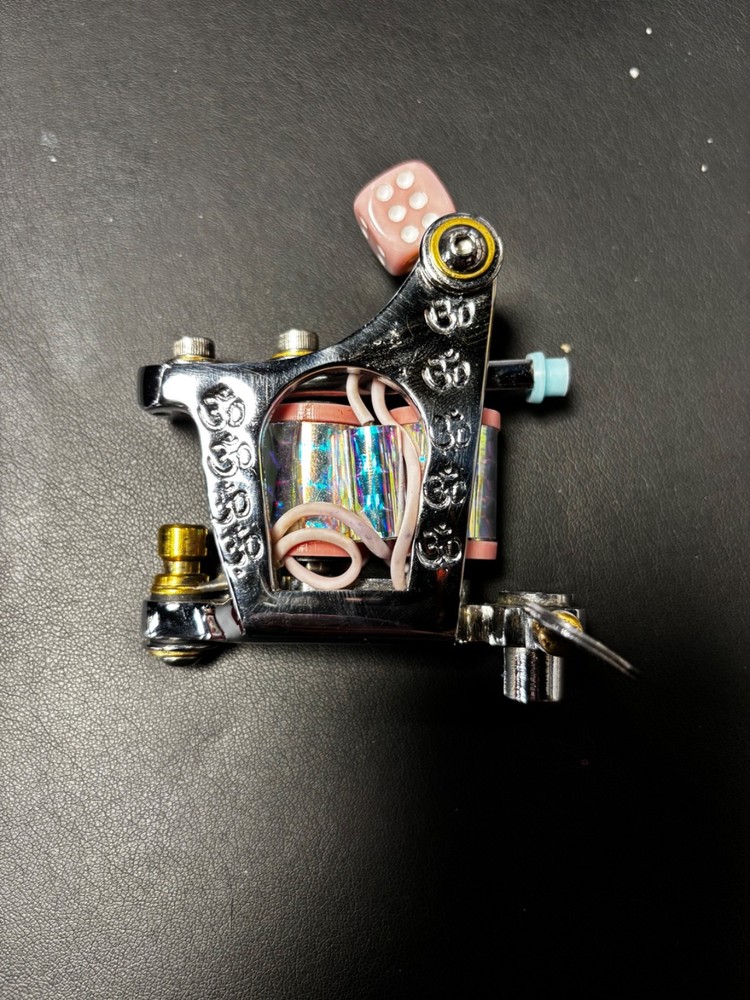 LINER Handmade coil machine Rony Ortega hello kitty shader