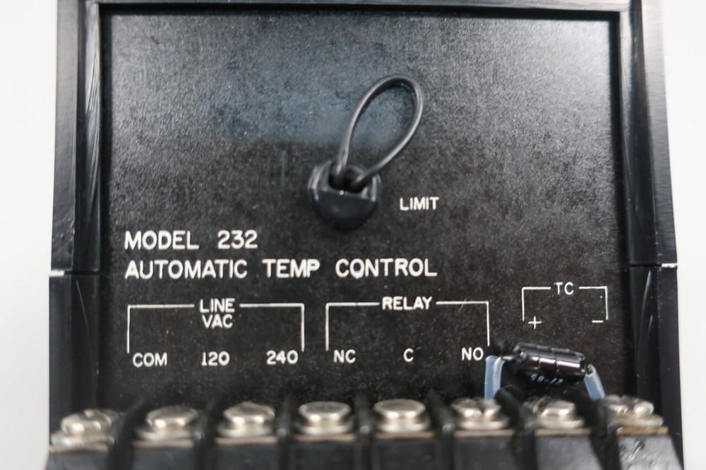 Lfe 0232 Temperature Controller 0-300f