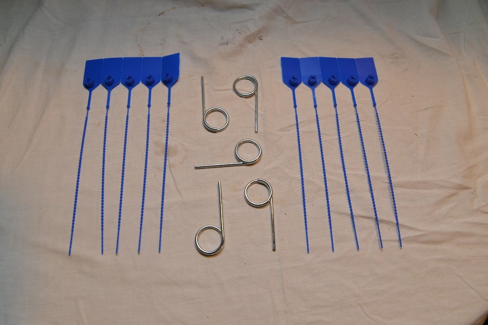 🎯 10 BLUE FIRE EXTINGUISHER TAMPER FLAG SEALS & 5  SAFETY PULL PINS