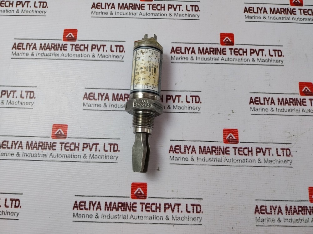 Rosemount 2110 Vibrating Fork Level Switch