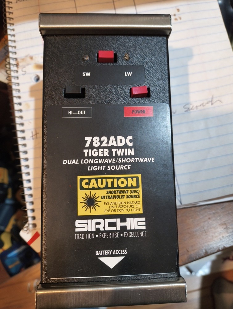 Sirchie Dual Long Wave Shortwave Light Source 782 ADC Twin Tiger