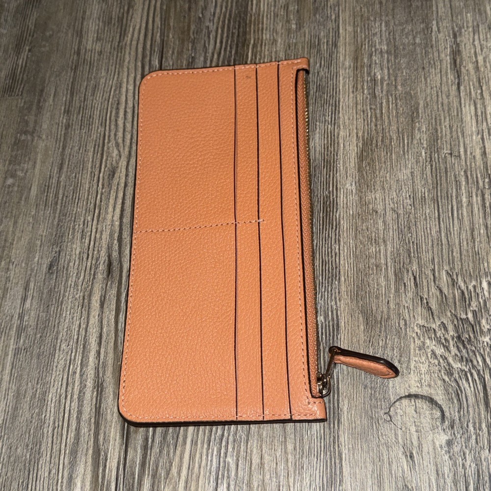 COACH Pebbled Leather Flat Wallet/Pouch