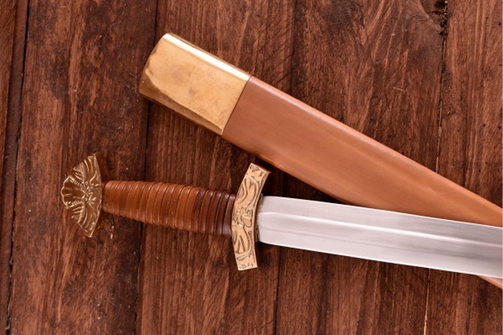 Viking long sword with sheath