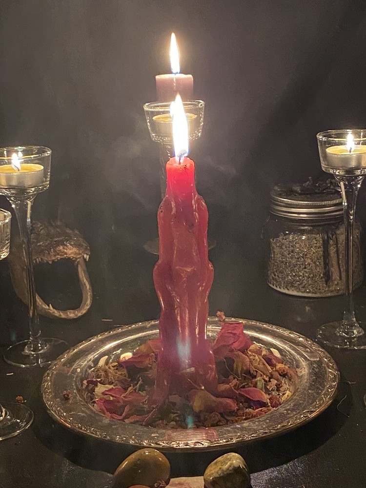 MALE FIGURE RITUAL CANDLE (RED)
