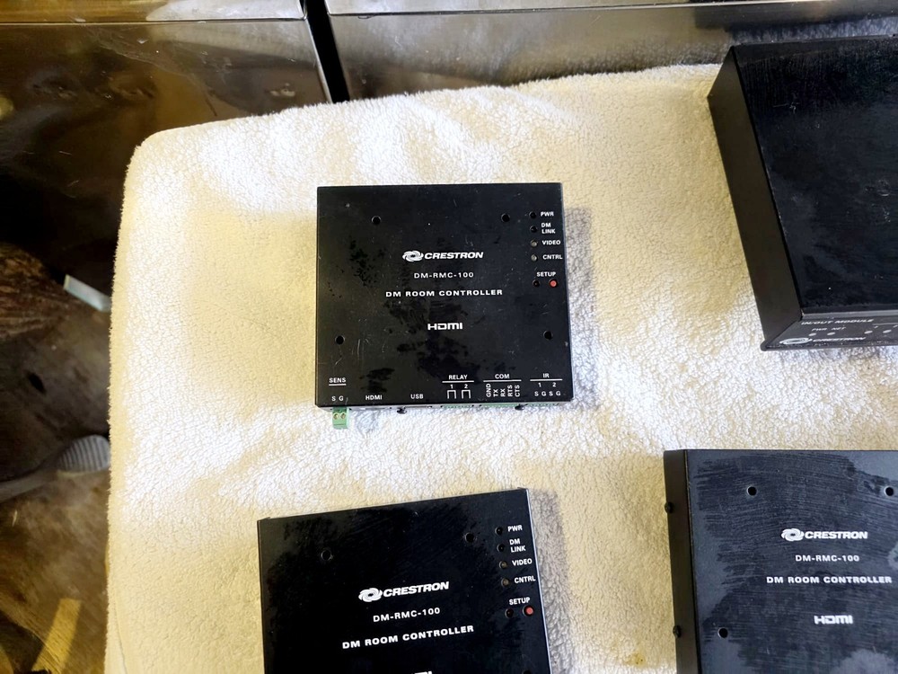 Crestron Controller - JOB LOT