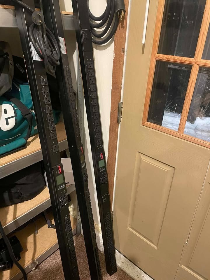 APC AP8832 Metered Rack Power Distribution Unit - Black