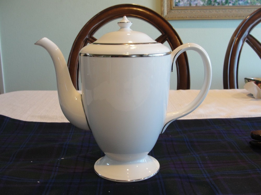 ROYAL WORCESTER MONACO COFFEE POT