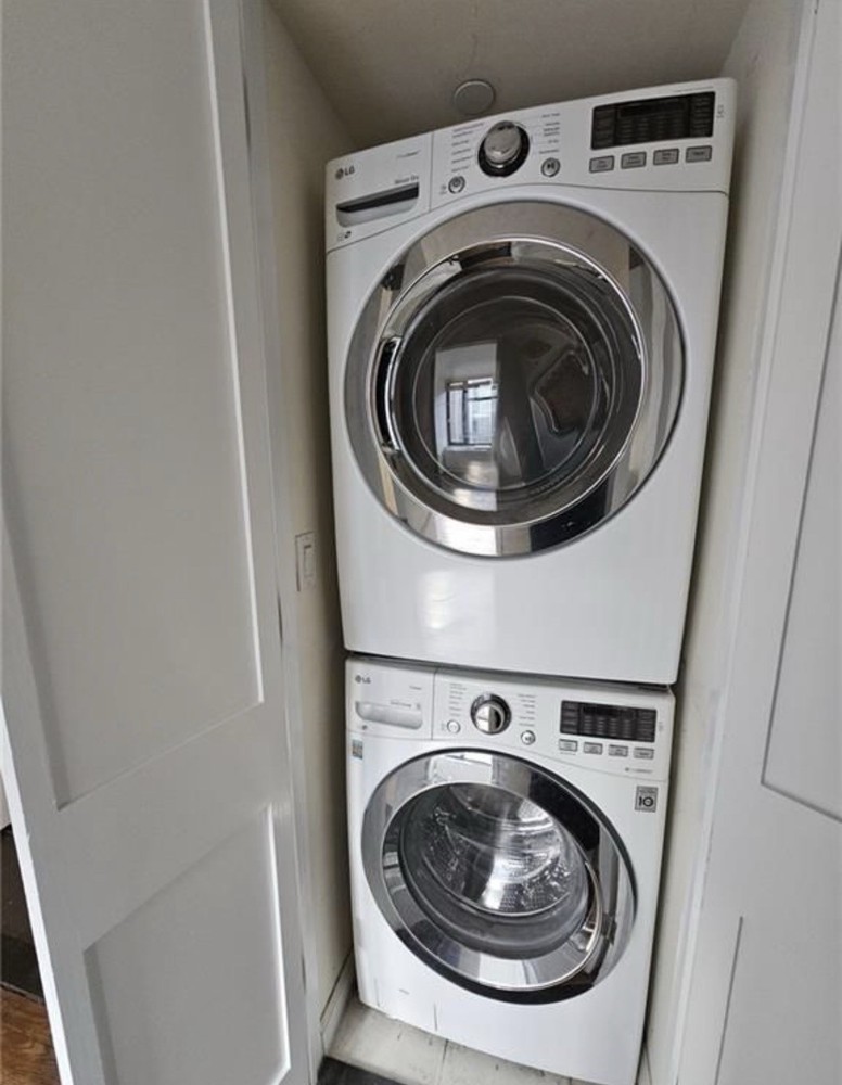 LG Stackable Front-Loading Electric Washer & Dryer Set White Door Window