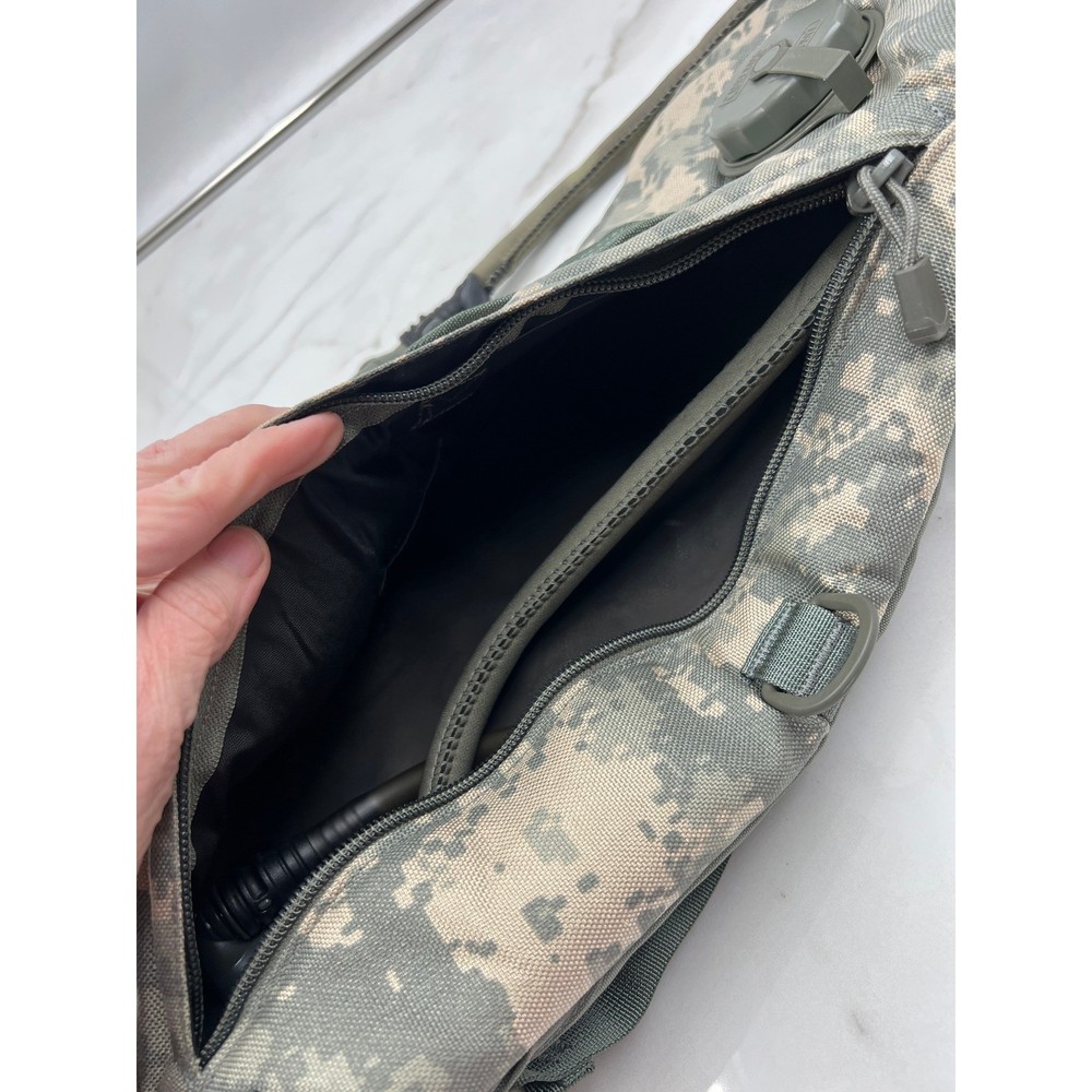 Camelbak Maximum Gear Hydration Pack Digital Camo Military Tactical