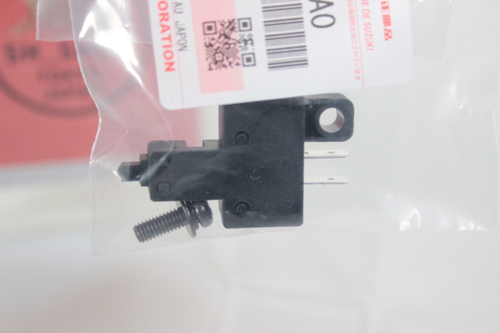 Clutch Switch For Suzuki 57560-02FA0
