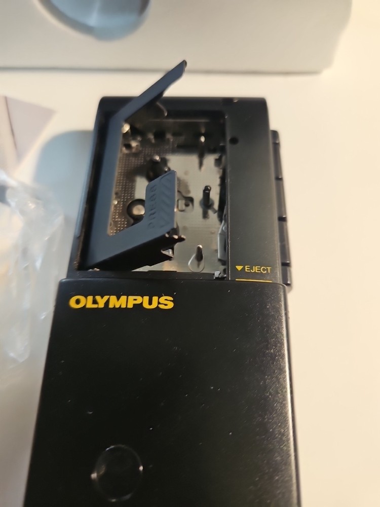 OLYMPUS PEARLCORDER S930 Handheld Microcassette Audio Recorder Working
