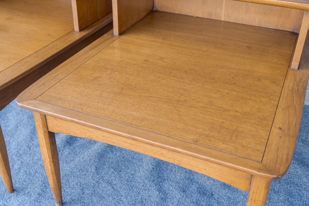 Mid Centry Modern Hekman Step End Table