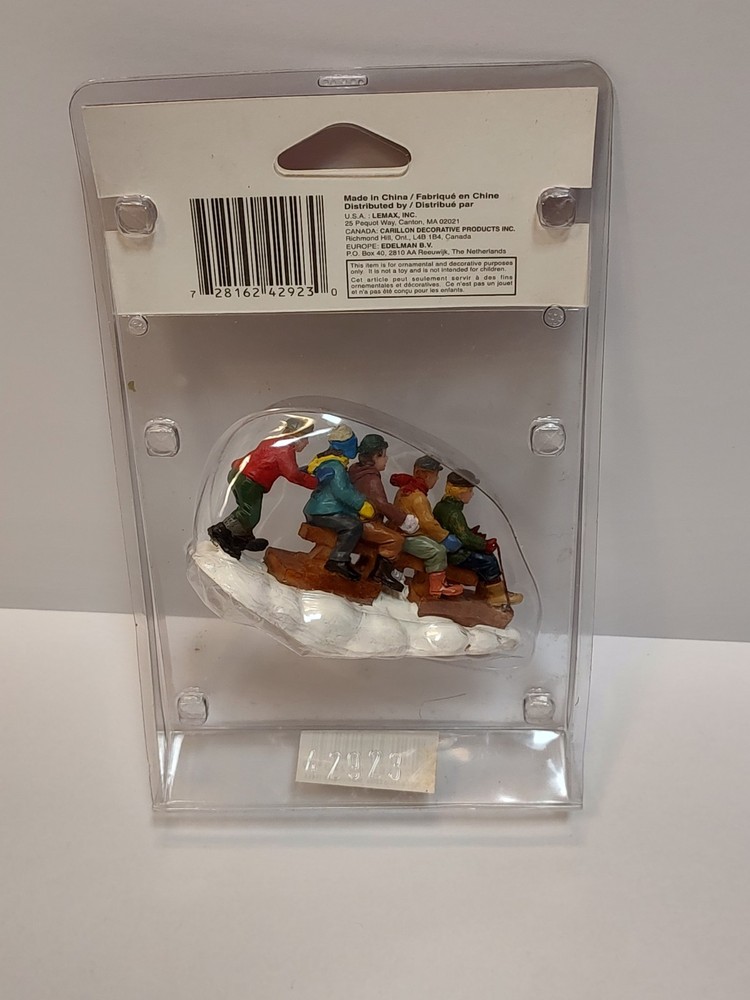LEMAX Here We Go! Figurine