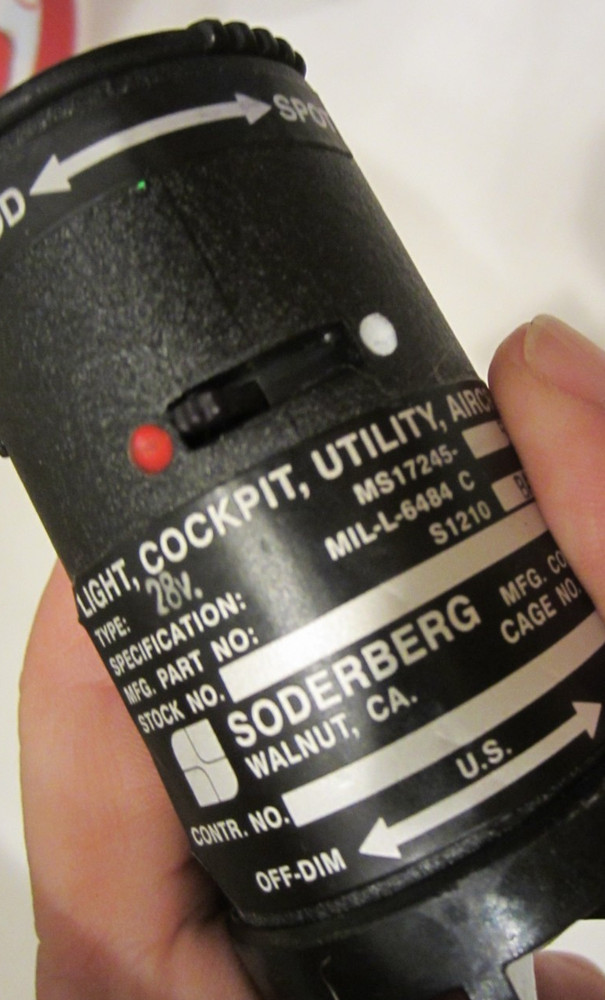 AIRCRAFT UTILITY COCKPIT LIGHT SODERBERG P/N S1210-BAABA MS17245-5 RED WHITE OPT