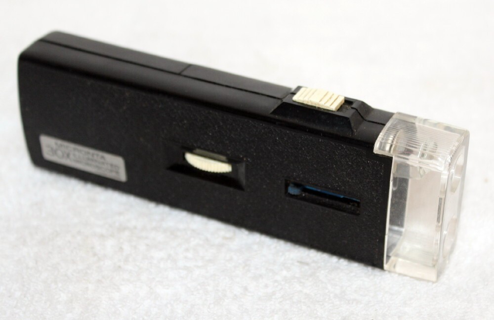 Vintage Micronta 30X Illuminated Microscope ~ **WORKING**