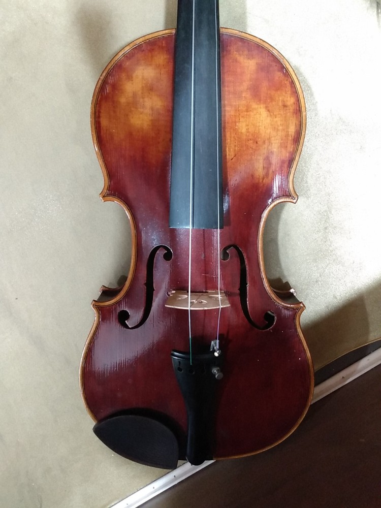 Beautiful Antique Handmade Violin