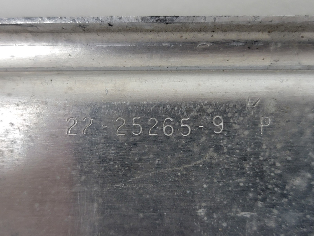 Freightliner Switch Ignition Panel P/N 22-25265-9 NO KEY (Pre-Owned)