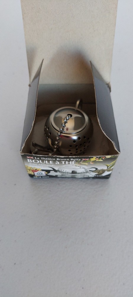 G&H Silver Toned Tiny Teapot & Serving Tray Shaped Whole LeafTea/Spice Infuser
