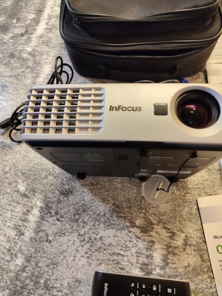 Infocus IN1100 Projector Near Mint