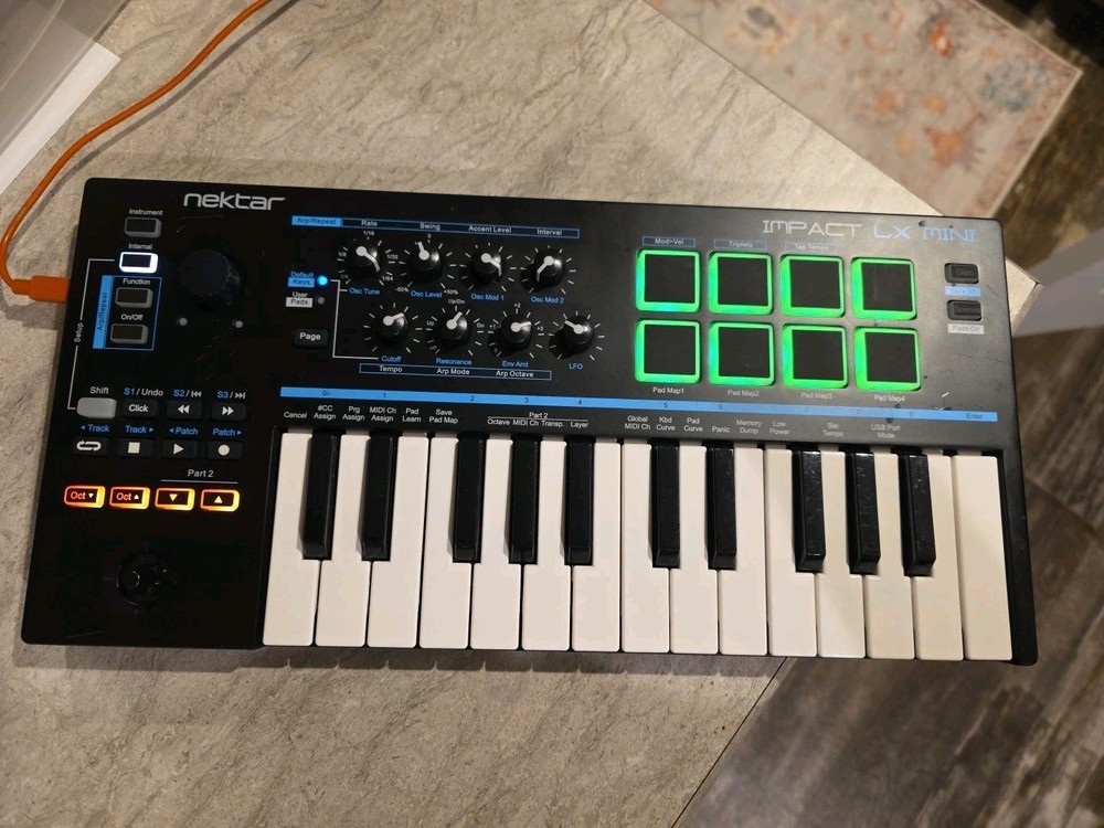Nektar Impact LX Mini 25 Key Midi Keyboard