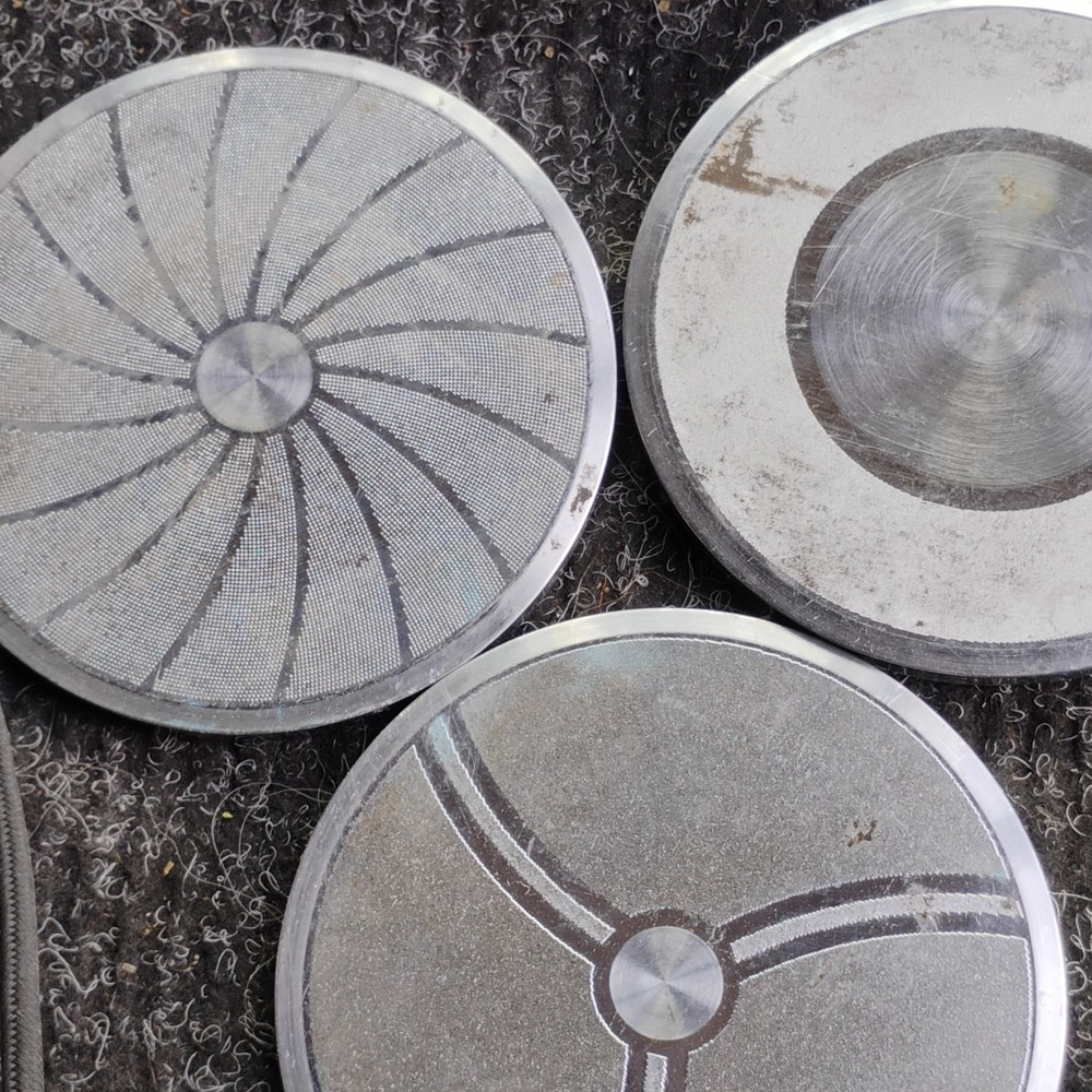 Grinding Discs With Synthetic Diamonds