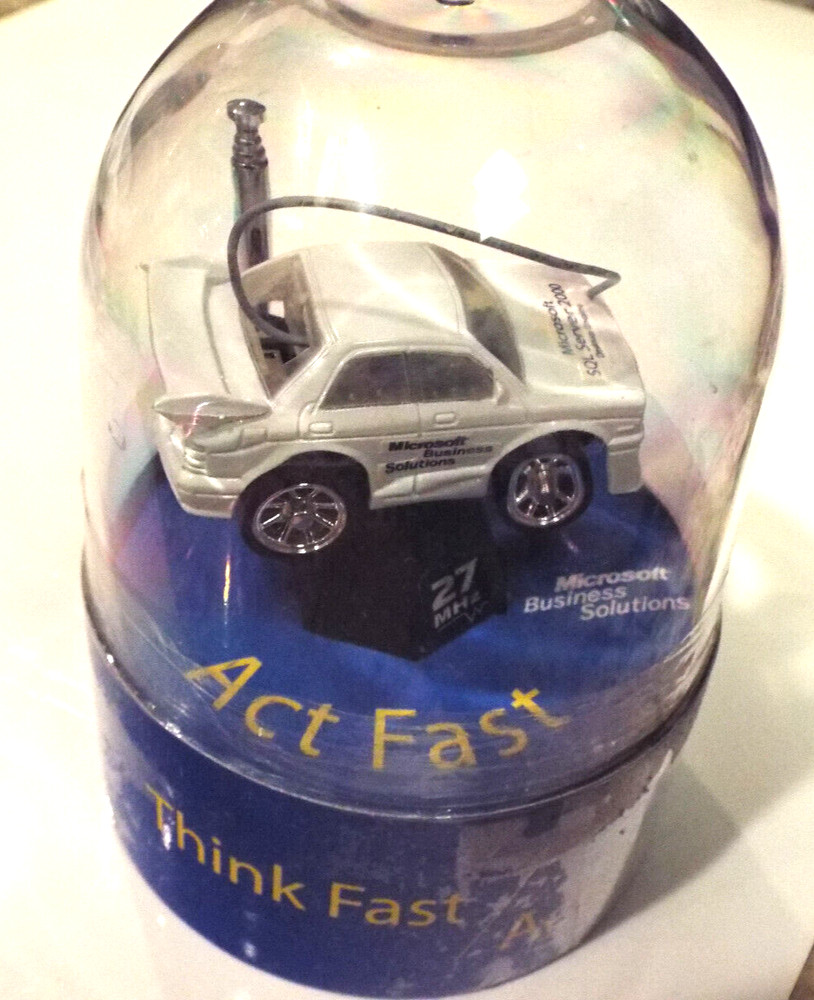 Charge-N-Go Mini Racer RC Car "Microsoft SQL Server 2000" SEALED New White