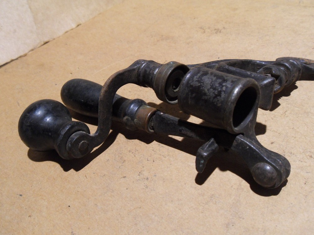 WWII Hand Loader Crimp Starter, Shotshell Reloading Press 12GA ??