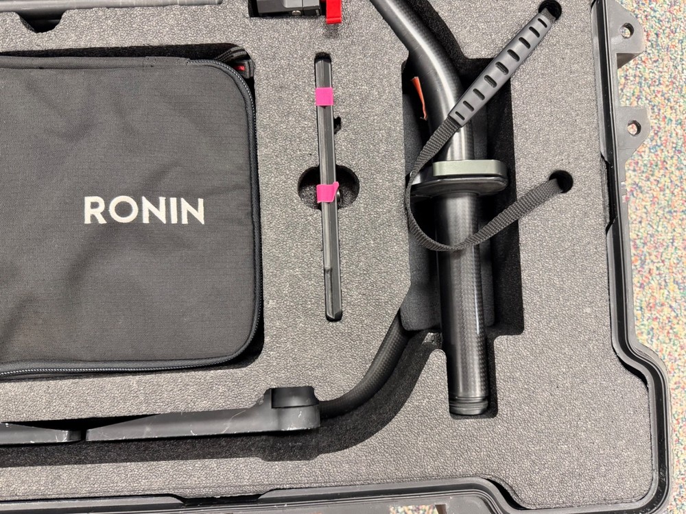 DJI Ronin 2 Pro - 3 axis gimbal stabilizer *GREAT CONDITION*