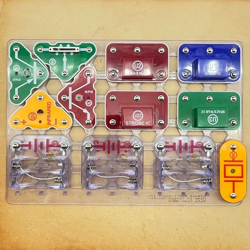 Elenco Snap Circuits - STEM Electronics Exploration Set - Kit/Kits?