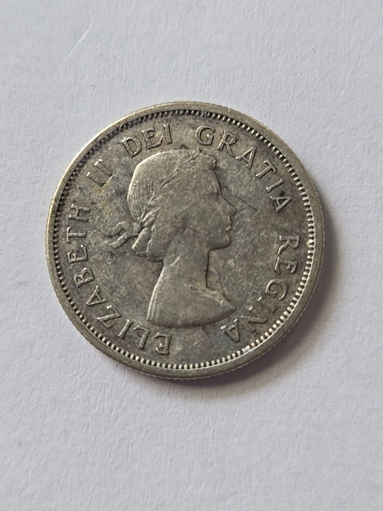 1957- Canada   25 Cent Queen Elizabeth F FINE  #908