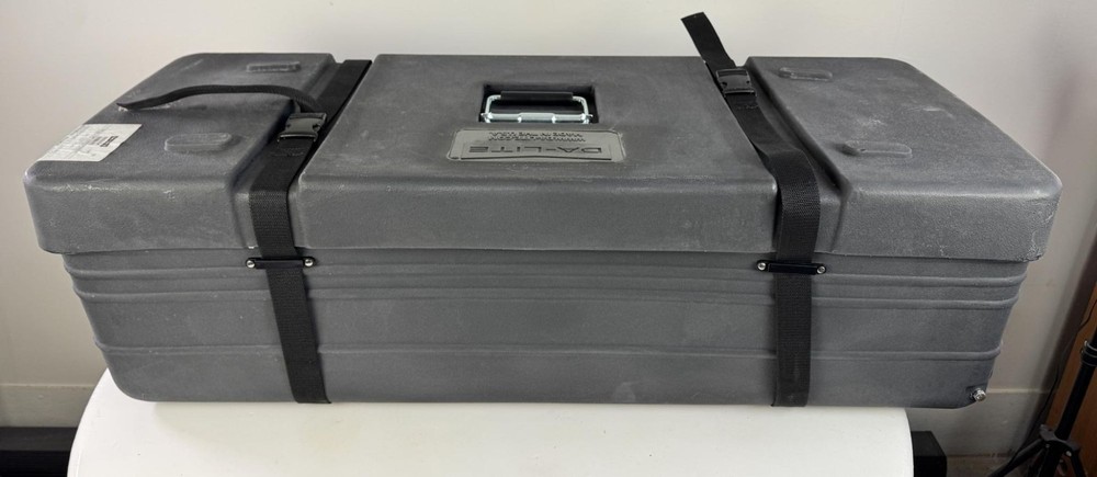 Da-Lite Projection Screen and Frame Case with wheels and handle (Case Only)