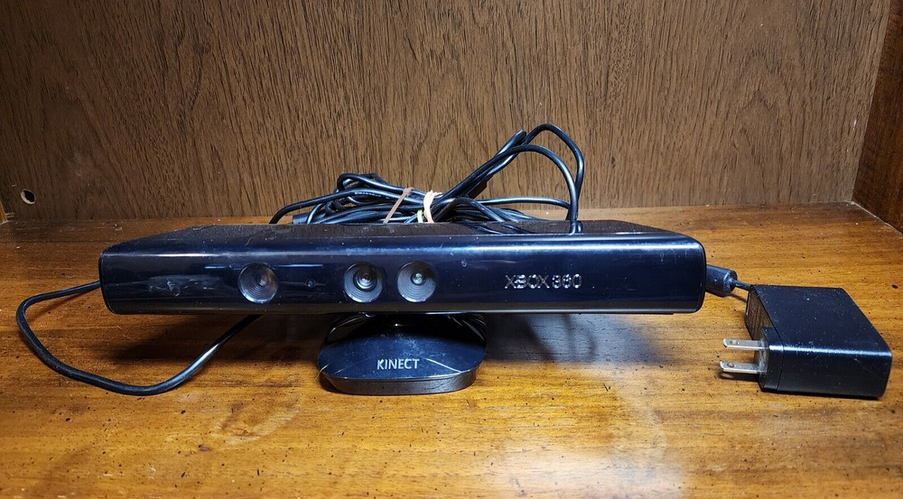 Microsoft Xbox 360 Pro Kinect with all cords 1414 model, tested and working