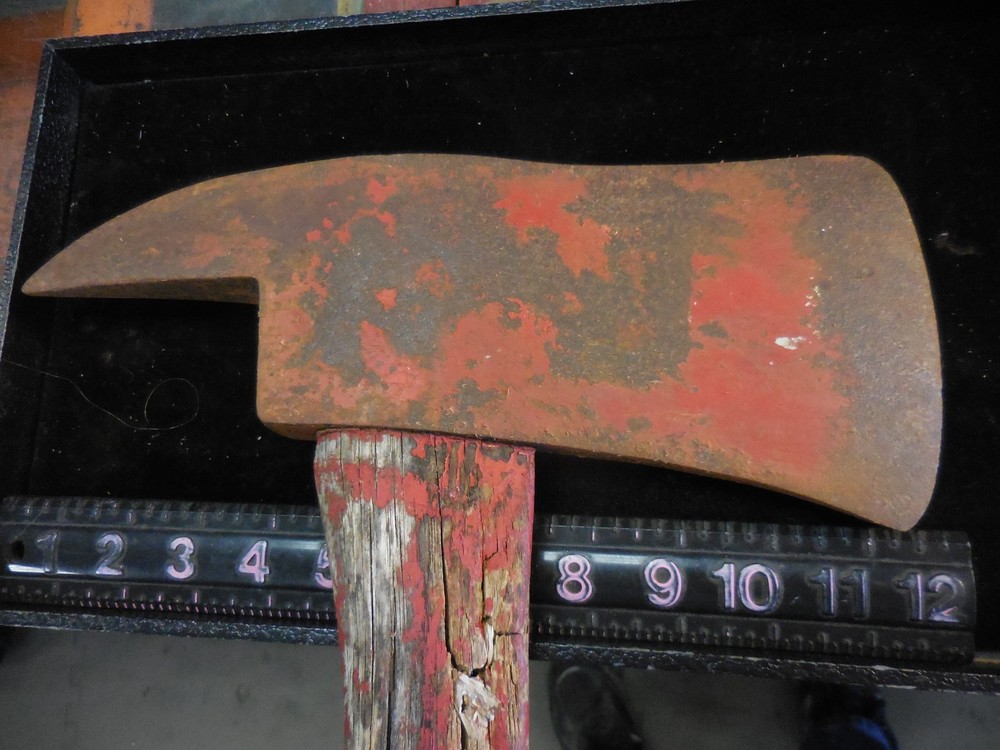 Vintage Axe Forestry Fireman's Unbranded ---BROKEN HANDLE