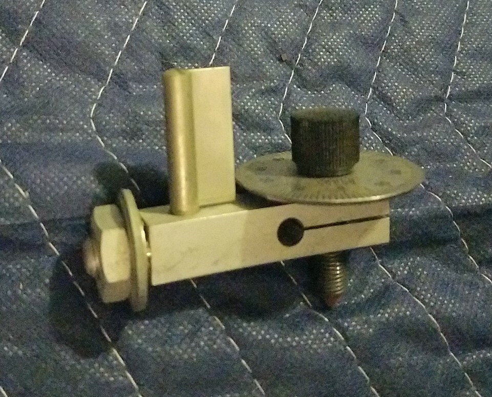Vintage CENCO Scientific Tool
