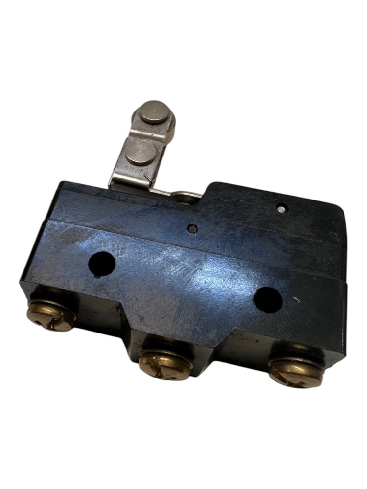 Highly Z15G1744 Micro Switch **SALE**