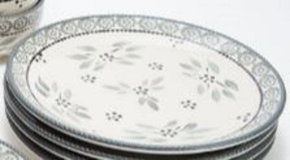Temp-tations 16-Pc Essential Dinnerware Set, Plates,Mugs ROMANCE H221016